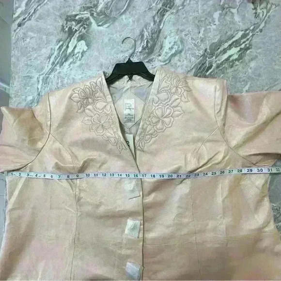 Roaman’s Vintage Women’s Leather Plus Size Jacket Size 34W Light Pink Embroidery - Picture 10 of 12